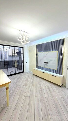 Satılır 3 otaqlı köhnə tikili 70 m², Gənclik m., photo 1 from 13