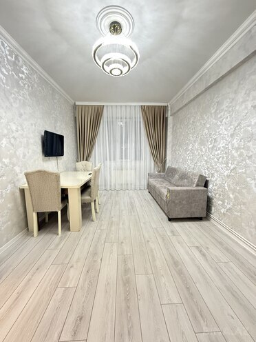Продаётся 2-комн. новостройка 50 м², Абшеронcкий  р., photo 1 from 11