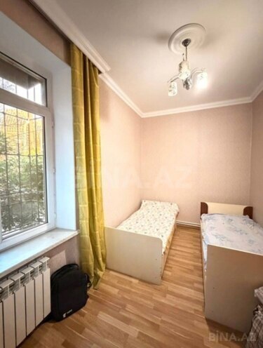 Продается 3-комн. вторичка 70 м², м. Элмляр Академиясы, photo 4 from 11