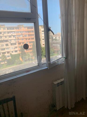 Продаётся 3-комн. вторичка 65 м², м. Кара Караев, photo 6 from 20