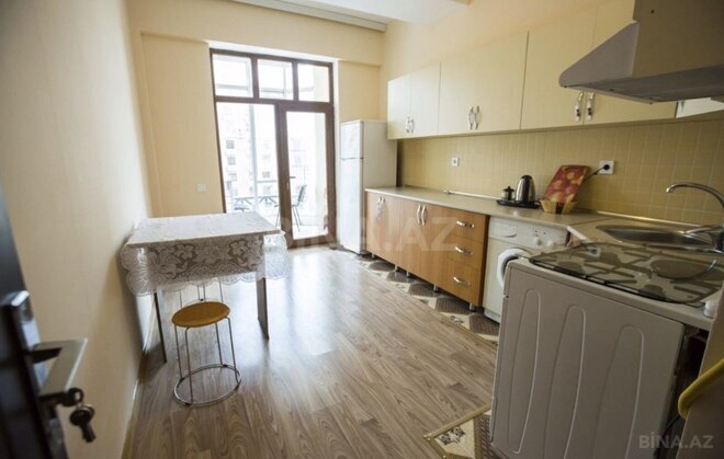 İcarəyə verilir 2 otaqlı köhnə tikili 75 m², Nəriman Nərimanov m., photo 3 from 8