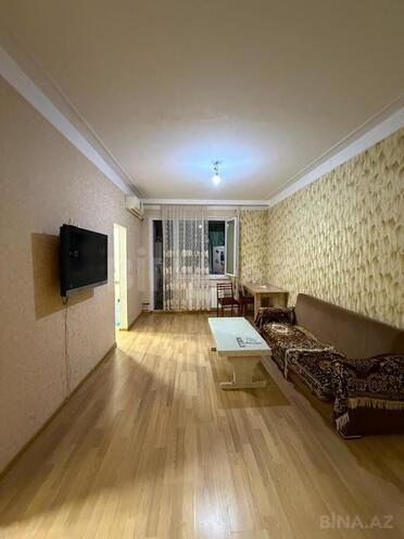 Satılır 2 otaqlı köhnə tikili 55 m², 8 Noyabr m., photo 1 from 11