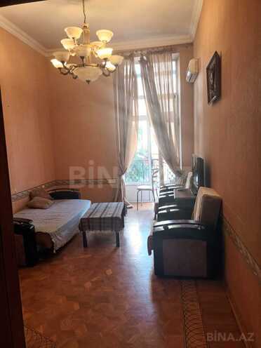 İcarəyə verilir 2 otaqlı köhnə tikili 60 m², Sahil m., photo 6 from 7