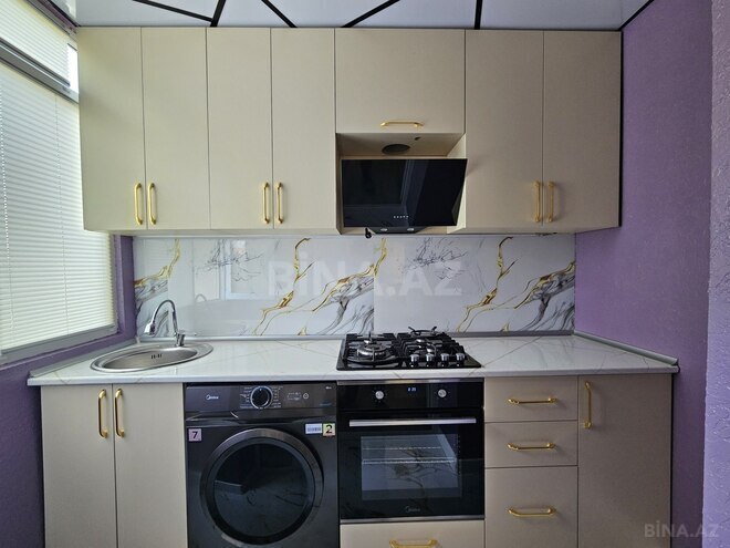 Продаётся 2-комн. вторичка 35 м², м. Кара Караев, photo 14 from 16
