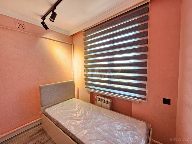 Продаётся 2-комн. вторичка 35 м², м. Кара Караев, photo 11 from 16