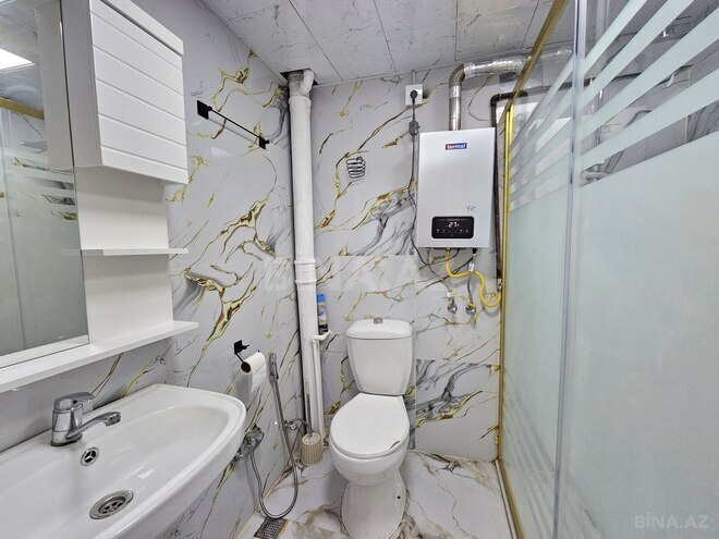 Продаётся 2-комн. вторичка 35 м², м. Кара Караев, photo 4 from 16