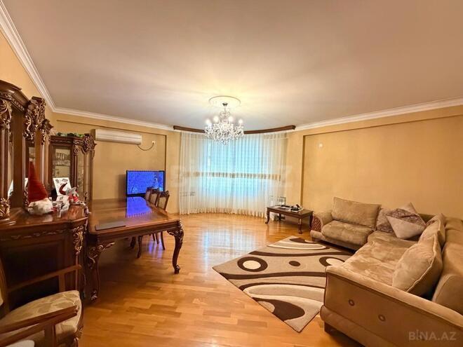 Продаётся 2-комн. новостройка 110 м², м. Элмляр Академиясы, photo 3 from 13