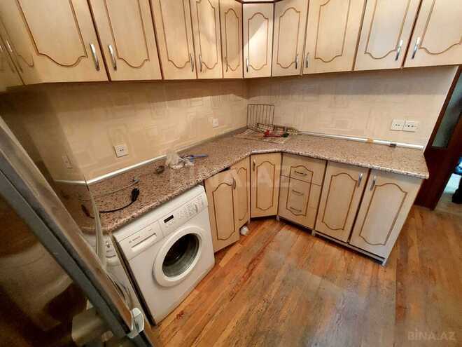 Сдаётся 3-комн. вторичка 80 м², м. Ази Асланов, photo 4 from 10