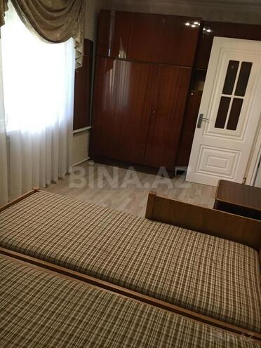 Продаётся 2-комн. вторичка 50 м², м. Элмляр Академиясы, photo 11 from 25