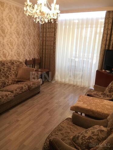 Продаётся 2-комн. вторичка 50 м², м. Элмляр Академиясы, photo 6 from 25