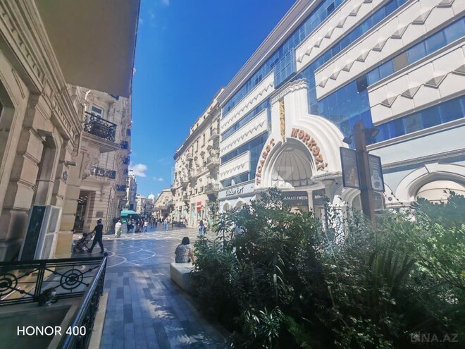 Продаётся 2-комн. вторичка 110 м², м. Сахил, photo 1 from 16