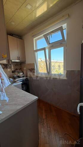 Сдаётся 2-комн. вторичка 50 м², м. Элмляр Академиясы, photo 4 from 9