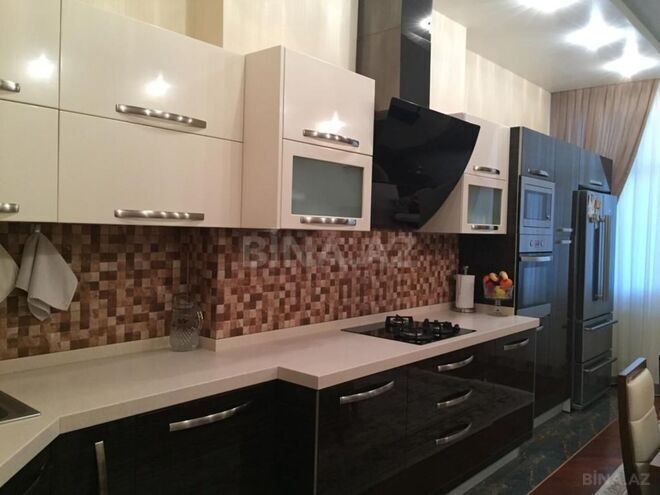 Продаётся 5-комн. новостройка 202 м², м. Элмляр Академиясы, photo 10 from 18