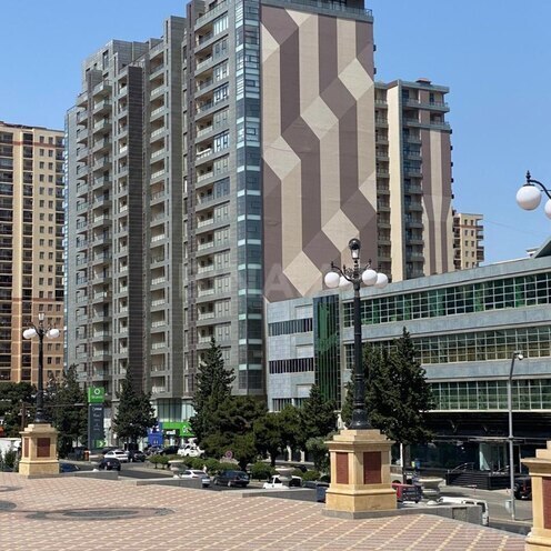 Продается 4-комн. новостройка 190 м², м. Элмляр Академиясы, photo 4 from 31
