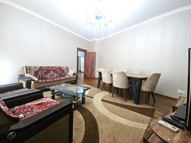 Сдаётся 3-комн. новостройка 120 м², м. Ази Асланов, photo 6 from 20