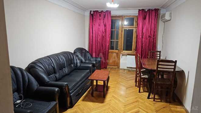 Сдаётся 2-комн. вторичка 55 м², м. Гянджлик, photo 1 from 13