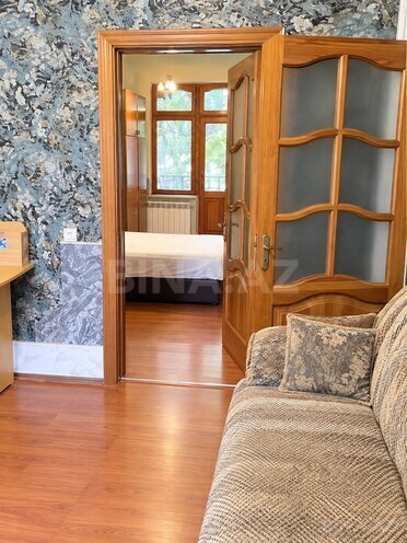 Сдаётся 3-комн. вторичка 65 м², м. Мемар Аджеми, photo 1 from 6