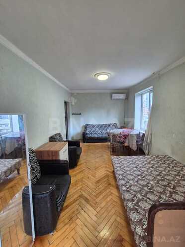 Продаётся 1-комн. вторичка 40 м², м. Иншаатчылар, photo 1 from 22