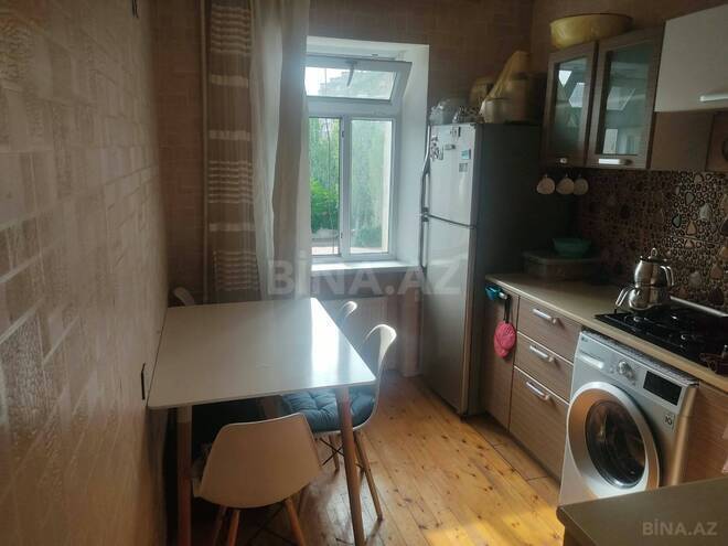 Satılır 2 otaqlı köhnə tikili 55 m², Xalqlar Dostluğu m., photo 15 from 20