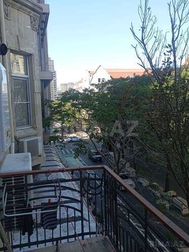 Продаётся 2-комн. вторичка 75 м², м. 28 мая, photo 17 from 30
