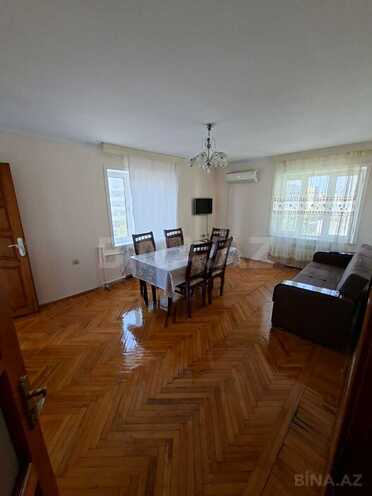 Сдаётся 3-комн. вторичка 60 м², м. Иншаатчылар, photo 1 from 7