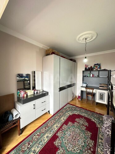 Продаётся 3-комн. вторичка 90 м², Хатаинский р., photo 18 from 23