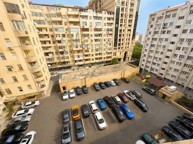 Satılır 4 otaqlı yeni tikili 200 m², Nizami m., photo 3 from 12