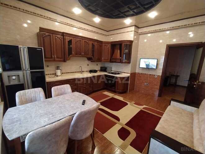 İcarəyə verilir 5 otaqlı yeni tikili 221 m², 28 May m., photo 6 from 12