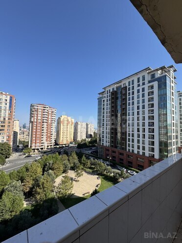 Продаётся 3-комн. вторичка 80 м², м. Элмляр Академиясы, photo 5 from 16