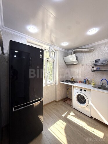 Satılır 2 otaqlı köhnə tikili 50 m², İnşaatçılar m., photo 6 from 12