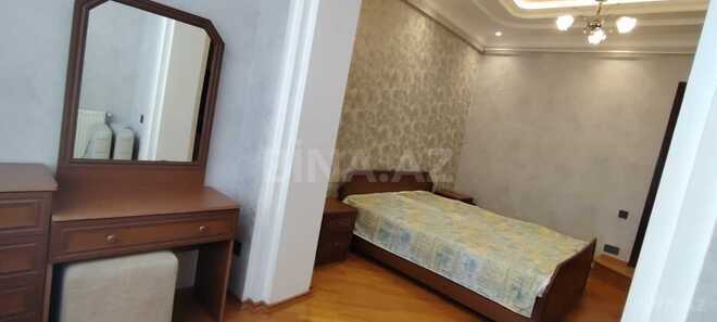 Satılır 3 otaqlı köhnə tikili 100 m², Sahil m., photo 22 from 25
