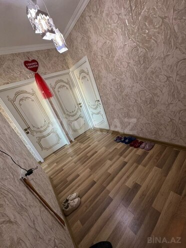 Продаётся 4-комн. вторичка 110 м², м. Иншаатчылар, photo 8 from 23