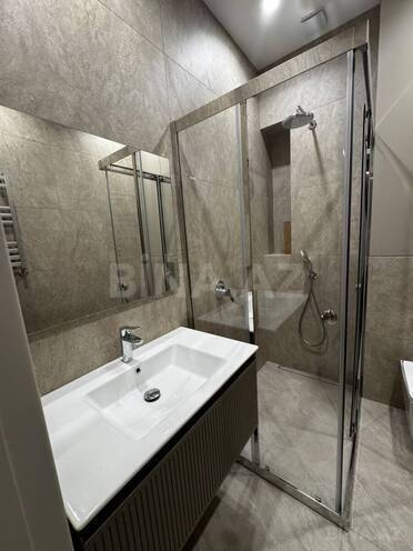 İcarəyə verilir 3 otaqlı yeni tikili 95 m², 28 May m., photo 22 from 32