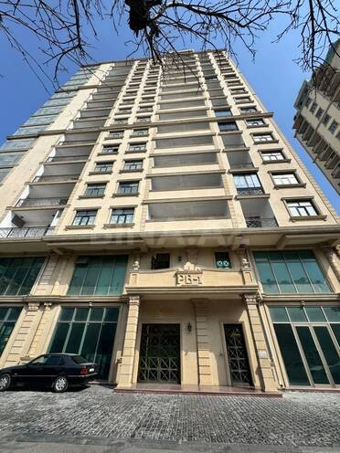Satılır 4 otaqlı yeni tikili 178 m², Bayıl q., photo 17 from 19