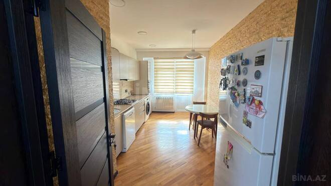 Satılır 3 otaqlı köhnə tikili 125 m², İnşaatçılar m., photo 9 from 14
