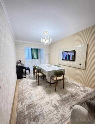 Satılır 4 otaqlı köhnə tikili 110 m², İnşaatçılar m., photo 3 from 18