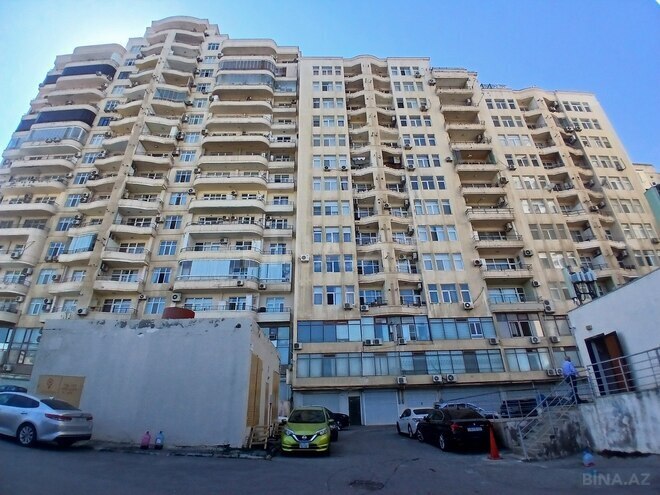 Продаётся 3-комн. новостройка 167 м², м. Элмляр Академиясы, photo 1 from 17