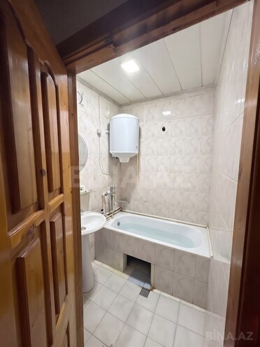 Продаётся 3-комн. вторичка 80 м², м. Халглар Достлугу, photo 6 from 13