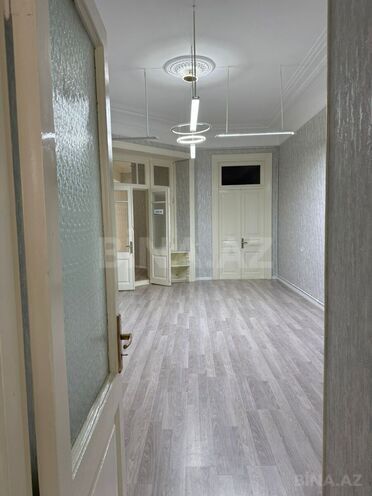Сдаётся 3-комн. офис 140 м², м. Низами, photo 1 from 23