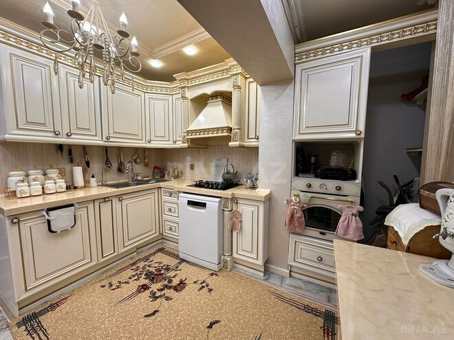 Satılır 5 otaqlı köhnə tikili 120 m², Bakıxanov q., photo 13 from 29