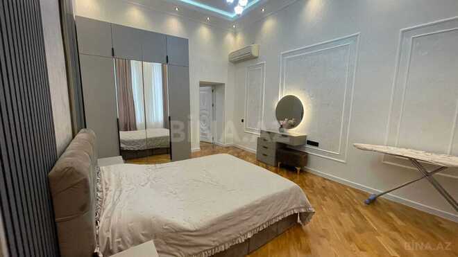 Satılır 2 otaqlı köhnə tikili 60 m², Sahil m., photo 16 from 26