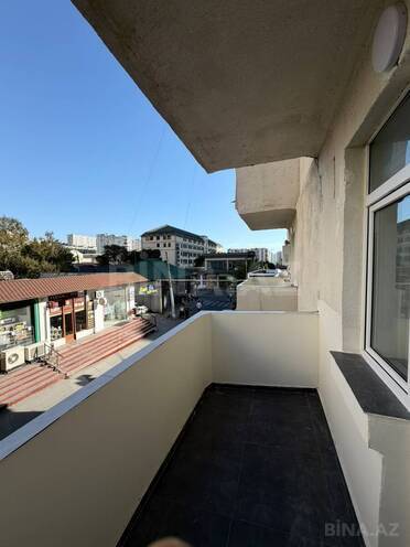 Продаётся 2-комн. вторичка 60 м², м. Ази Асланов, photo 4 from 17