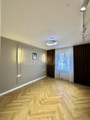 Продается 2-комн. вторичка 45 м², м. Элмляр Академиясы, photo 9 from 14