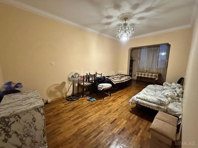Продаётся 3-комн. вторичка 85 м², м. Ази Асланов, photo 11 from 32