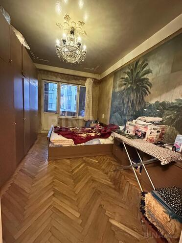 Продаётся 3-комн. вторичка 85 м², м. Ази Асланов, photo 16 from 32
