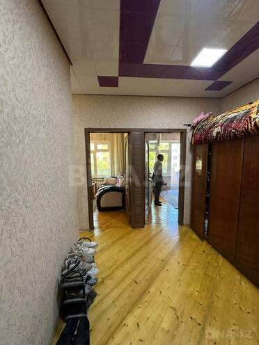 Продаётся 4-комн. вторичка 110 м², м. Халглар Достлугу, photo 13 from 17