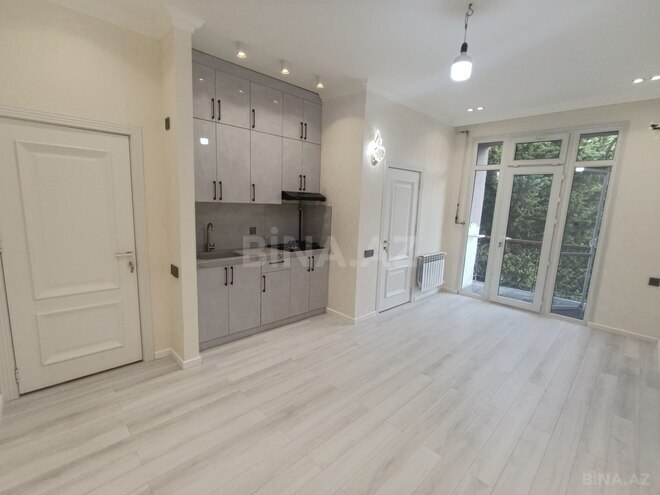 Satılır 2 otaqlı köhnə tikili 36 m², 28 May m., photo 14 from 15