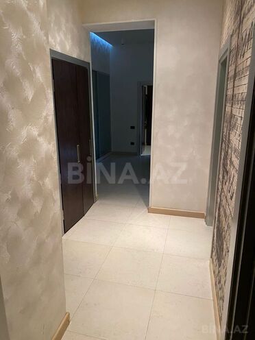 Сдаётся 3-комн. новостройка 110 м², м. Низами, photo 20 from 22