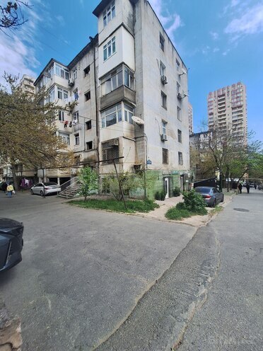 Продаётся 1-комн. вторичка 35 м², м. Иншаатчылар, photo 4 from 15