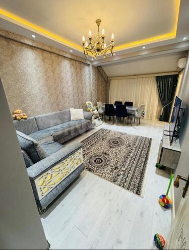 Сдаётся 2-комн. новостройка 65 м², м. Нефтчиляр, photo 1 from 9